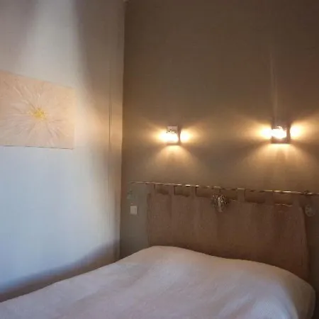 T1 Au Mont-dore, Balcon, Hyper Centre, Bien Equipe, Max 4 Pers. - Fr-1-608-38 Apartment